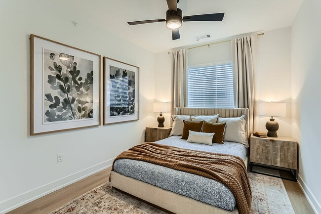 Ara Townhomes & Flats in Castle Rock, CO - Foto de edificio - Building Photo