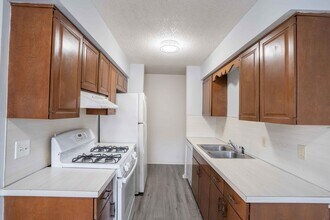 3239 S Joplin Ave in Tulsa, OK - Building Photo - Building Photo