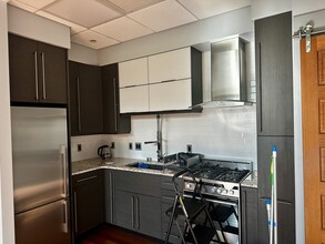 715 Tremont St, Unit 102 in Boston, MA - Building Photo - Building Photo