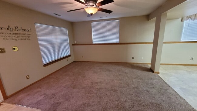 1427 34th St SE in Cedar Rapids, IA - Building Photo - Building Photo