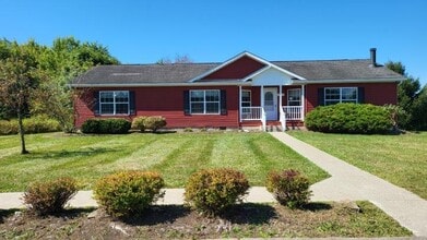 400 Grafton St in Frazeysburg, OH - Building Photo - Building Photo