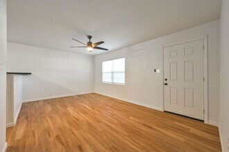 3732 NW 26th St in Oklahoma City, OK - Building Photo - Building Photo