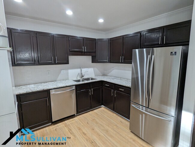 500 W Woodcroft Pkwy in Durham, NC - Building Photo - Building Photo