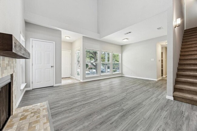 6600 Valleyside Rd in Austin, TX - Building Photo - Building Photo