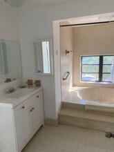 4700 SW 67th Ave in Miami, FL - Building Photo - Building Photo