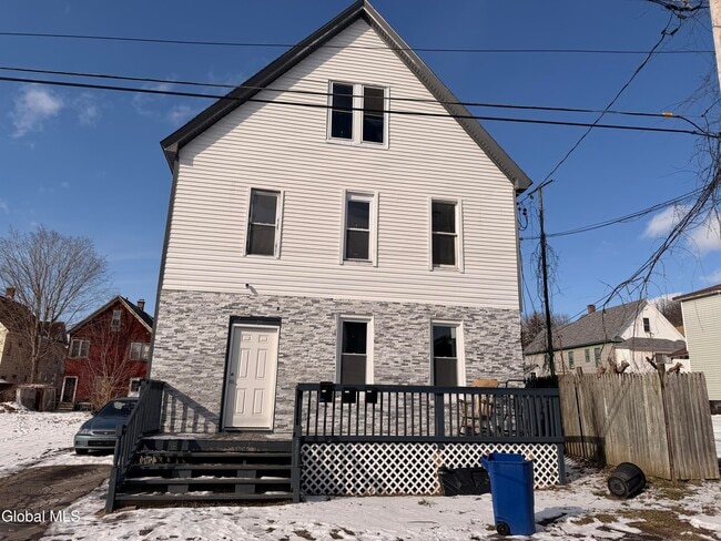 property at 25 Lefferts St