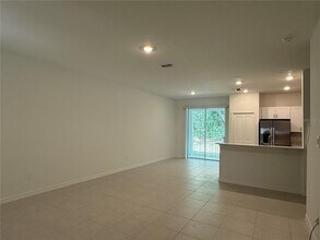 10232 Trumpet Honeysuckle Wy in San Antonio, FL - Building Photo - Building Photo