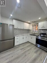 10 Heatherside Ct in Brampton, ON - Building Photo - Building Photo