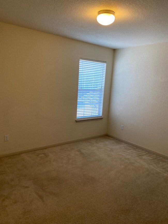 7931 Sterling Mnr in Converse, TX - Building Photo - Building Photo