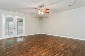 8707 Oakhaven Dr in Sherwood, AR - Foto de edificio - Building Photo