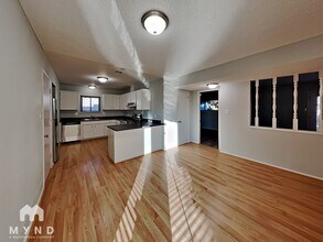 4004 Chinchilla Ave in Las Vegas, NV - Building Photo - Building Photo