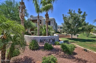11260 N 92nd St in Scottsdale, AZ - Building Photo - Building Photo
