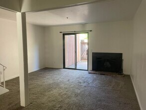 2557 Vallejo St in Santa Rosa, CA - Building Photo - Building Photo