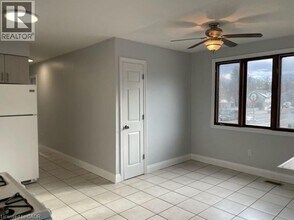 367 Wilson St E in Hamilton, ON - Building Photo - Building Photo