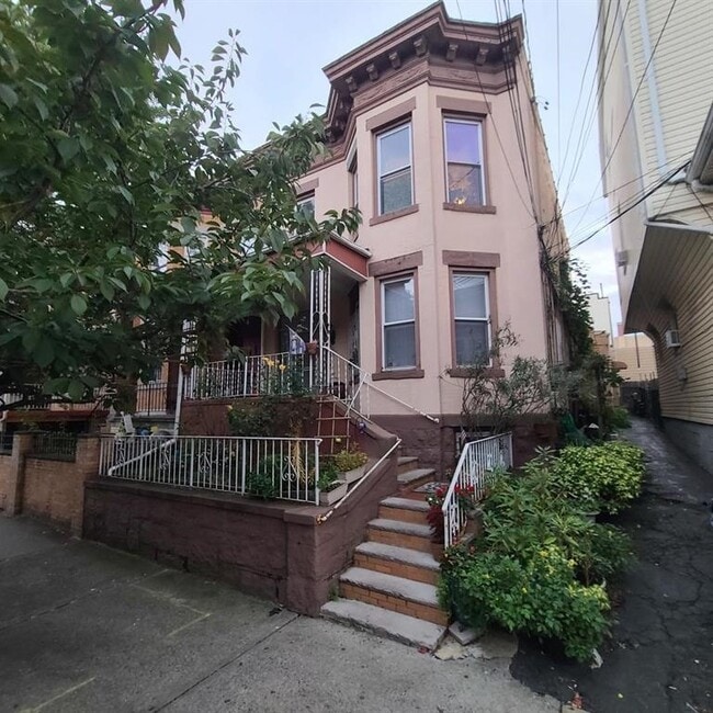 property at 325 58th St