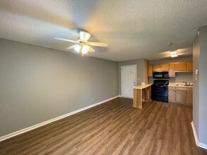 6634 Willow Pointe Dr NW in Huntsville, AL - Building Photo - Building Photo