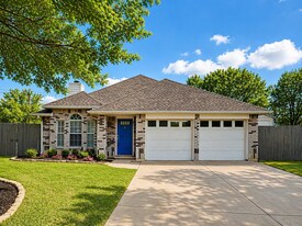 2829 Salado Trail in Fort Worth, TX - Building Photo