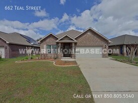 662 Teal St in Crestview, FL - Building Photo