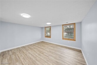 1765 Merriman Rd, Unit 303 in Akron, OH - Building Photo - Building Photo