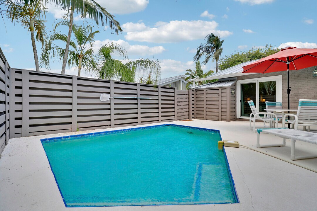 1801 S US Hwy 1 in Jupiter, FL - Building Photo