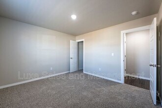 12537 Bending Brk Dr in Piedmont, OK - Building Photo - Building Photo