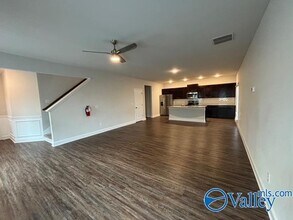 4218 Textile Ln in Huntsville, AL - Building Photo - Building Photo