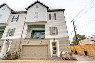 2234 Lou Ellen Ln in Houston, TX - Building Photo