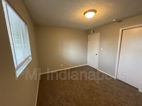 6238 Eastridge Dr-Unit -Unit 203 in Indianapolis, IN - Building Photo - Building Photo