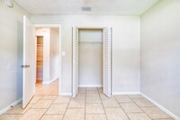 Rosemere Flats in Ocala, FL - Building Photo - Building Photo