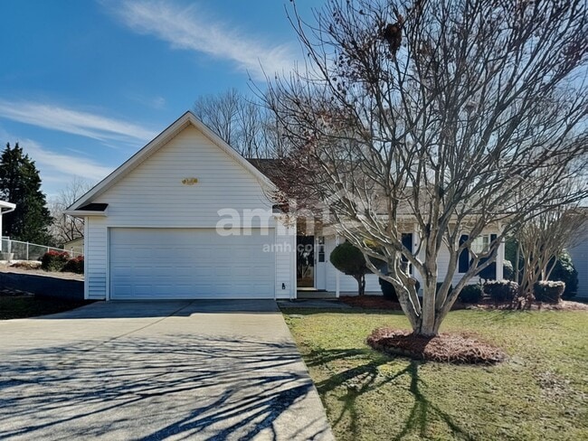 property at 1619 Ammons Dr N