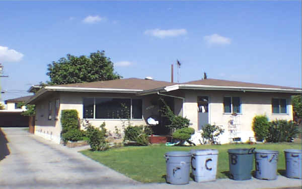 3421 Alma Ave in Lynwood, CA - Building Photo