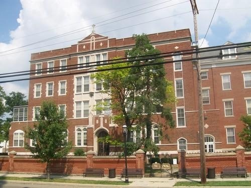 Sherman Manor in Hamilton, OH - Foto de edificio - Building Photo