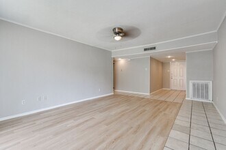 1517 Deepwood Dr in Garland, TX - Building Photo - Building Photo