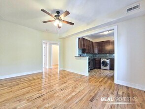 3525 N Racine Ave in Chicago, IL - Building Photo - Building Photo