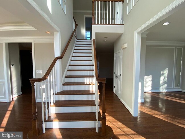 301 Wagon Wheel Ln in Hockessin, DE - Foto de edificio - Building Photo