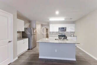 18312 Gibraltar Ln in Lehigh Acres, FL - Foto de edificio - Building Photo