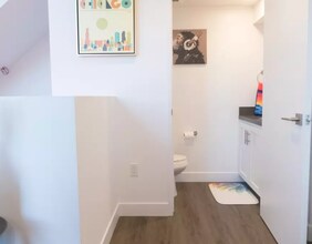 5455 Inglewood Blvd-Unit -10 in Culver City, CA - Building Photo - Building Photo