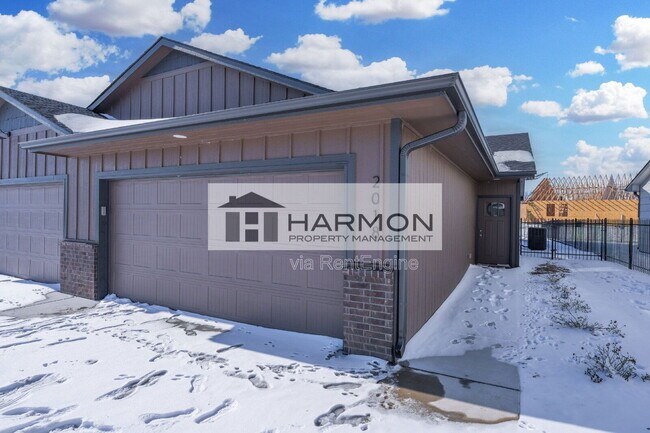 property at 2018 N Reece Ct