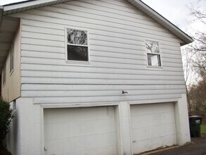 1446 Mac Dr in Stow, OH - Building Photo - Building Photo