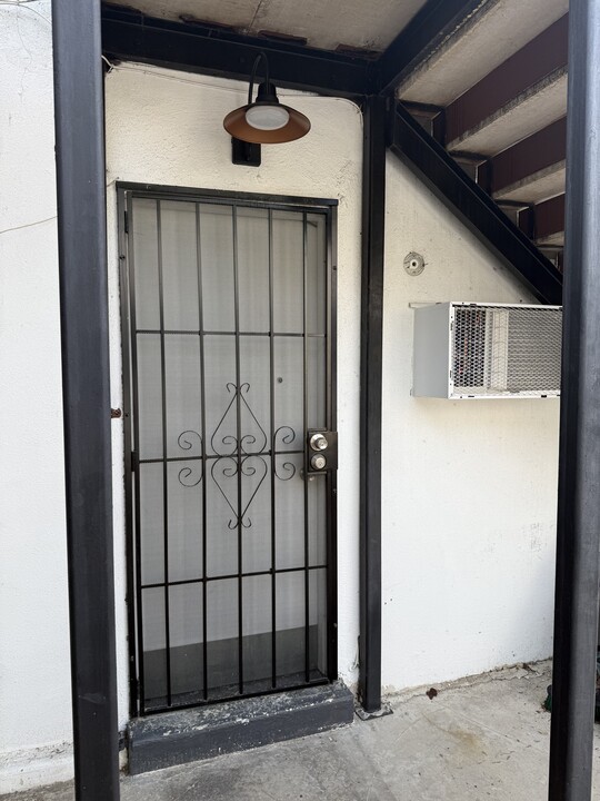 3405 Fay Ave, Unit B in Culver City, CA - Building Photo