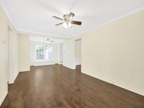 703 E Adoue Ave in Baytown, TX - Building Photo - Building Photo