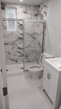 2960 Nelson St, Unit #4 in Ft. Myers, FL - Foto de edificio - Building Photo