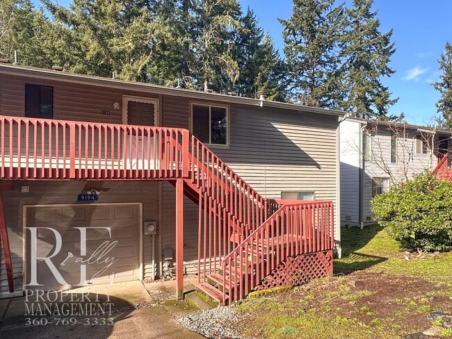 property at 9194 Shadowcrest Ln NW