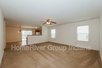 11117 La Fortuna Way in Roanoke, IN - Building Photo - Building Photo