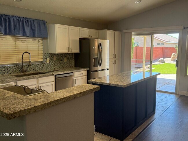 2307 E Winchester Pl in Chandler, AZ - Building Photo - Building Photo
