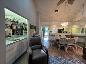 9303 Golf View Dr in New Port Richey, FL - Building Photo - Building Photo