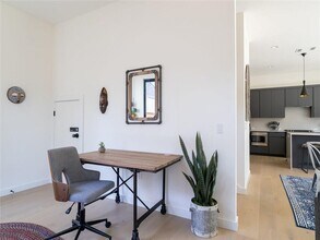 1811 Willow St in Austin, TX - Building Photo - Building Photo