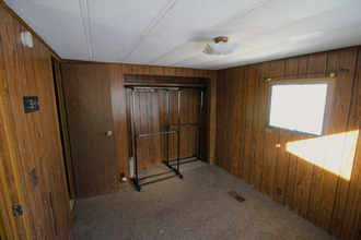 22445 Frontage Rd in Belgrade, MT - Building Photo - Building Photo