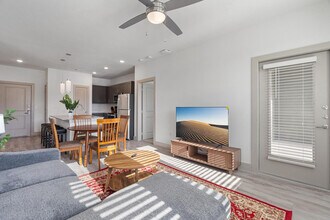 12100 1/2 Ferrystone Glen Dr in Austin, TX - Foto de edificio - Building Photo