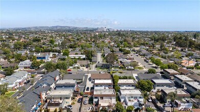 2049 Tustin Ave in Costa Mesa, CA - Building Photo - Building Photo
